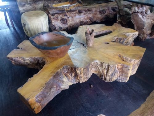 MESA DE TRONCO E RAIZ DE ÁRVORE-049